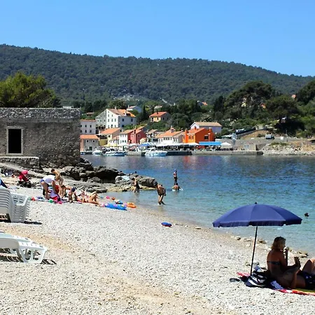 By The Sea - 8032 3* Veli Lošinj