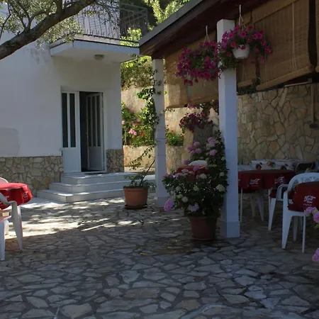 Guest house By The Sea Veli Losinj, Losinj - 8032